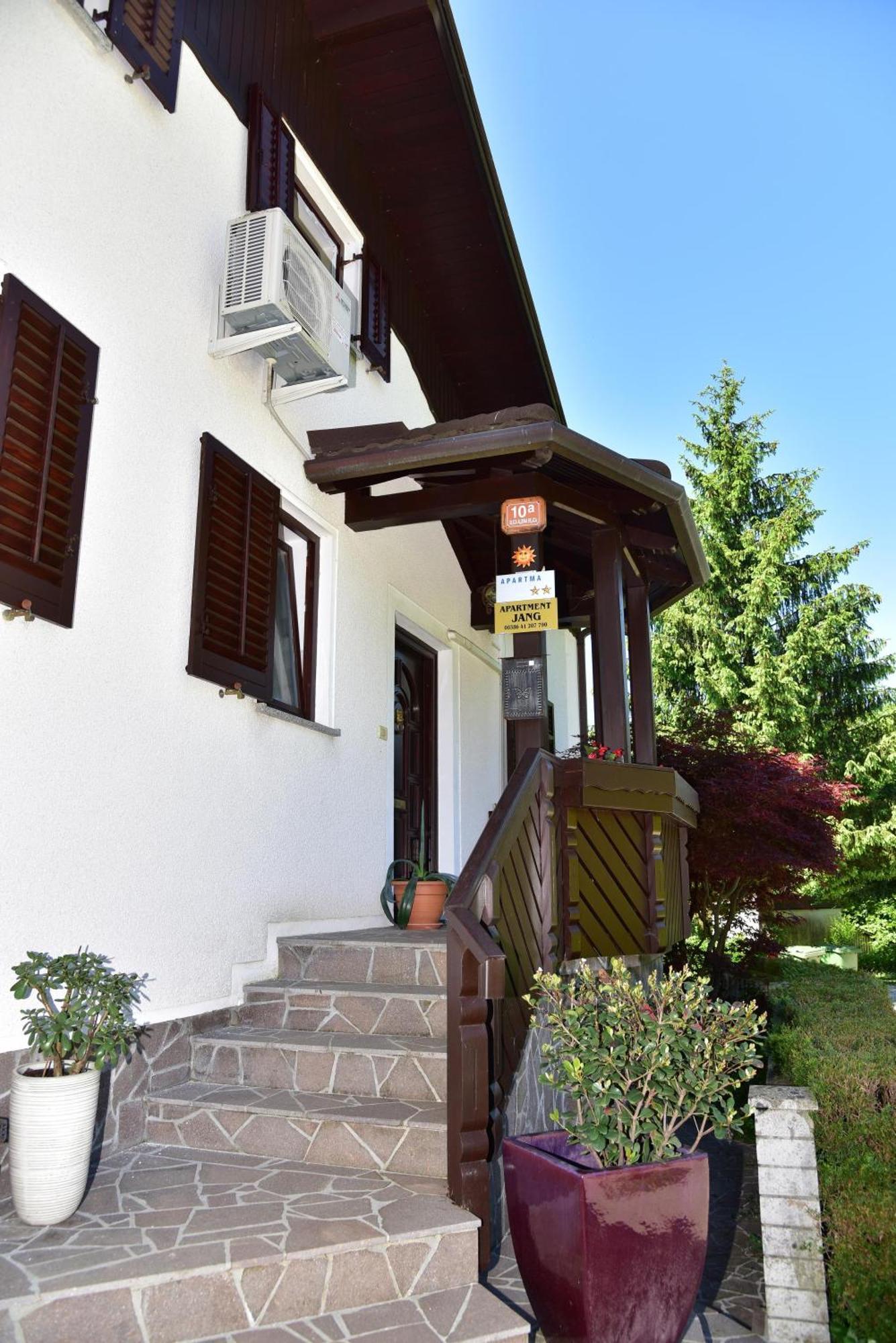 Apartment Jang Tolmin Exterior foto