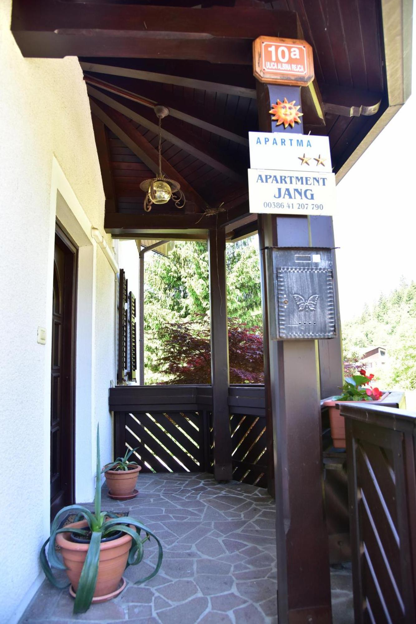 Apartment Jang Tolmin Exterior foto